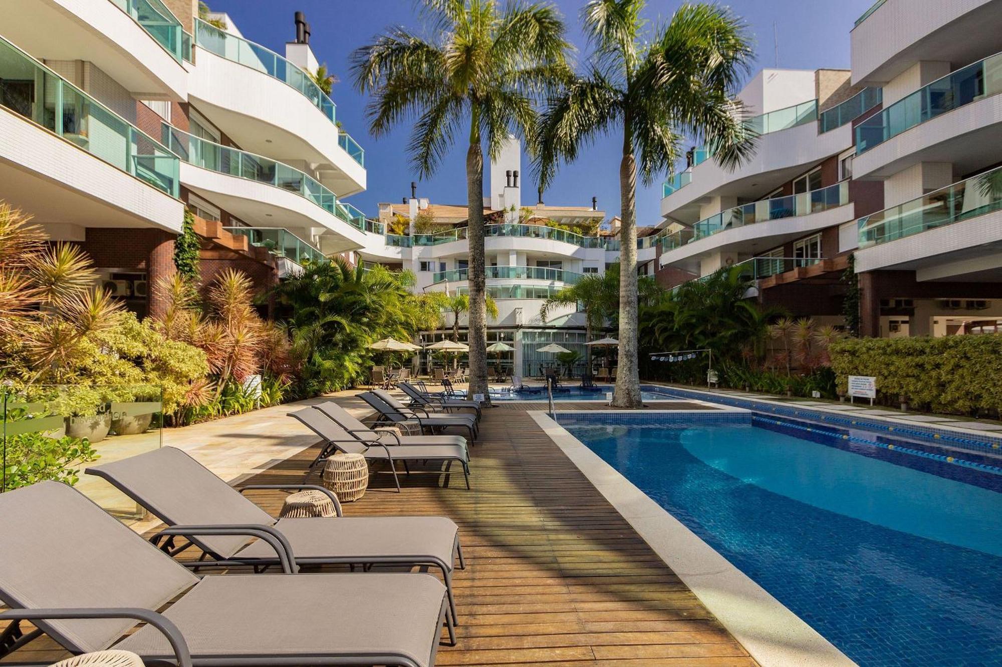 Boulevard 224D - Excelente Apartamento Em Condominio De Luxo No Centro De Bombinhas - Piscina - Jacuzzi - Academia - Portaria 24H. المظهر الخارجي الصورة