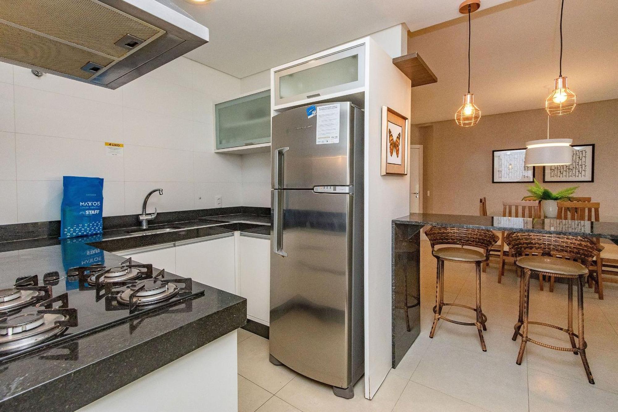 Boulevard 224D - Excelente Apartamento Em Condominio De Luxo No Centro De Bombinhas - Piscina - Jacuzzi - Academia - Portaria 24H. المظهر الخارجي الصورة